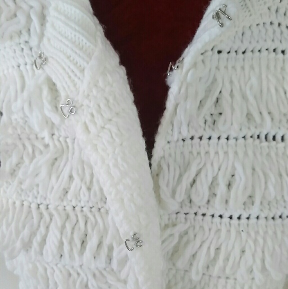 Rampage White Fringe Vest - Picture 4 of 5